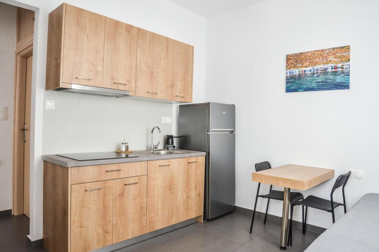 Tzoka'S Apartments Adámasz Kültér fotó